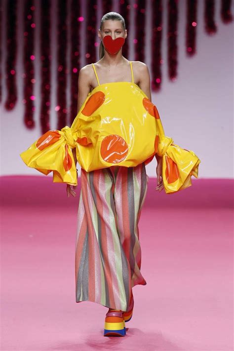 agatha ruiz dela prada mercedes benz fashion week|Fashion Week Madrid: Ágatha Ruiz de la Prada .